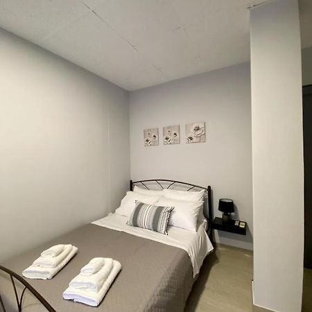 Dima Rooms And Apartments Athens Luaran gambar